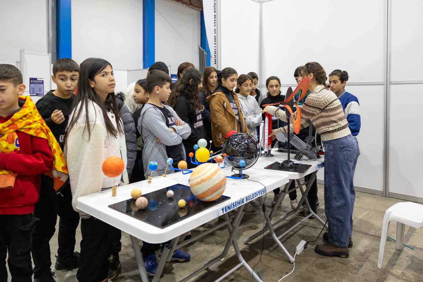 Mersin Büyükşehir Belediyesi, Bilim Şenliğinde yerini aldı
