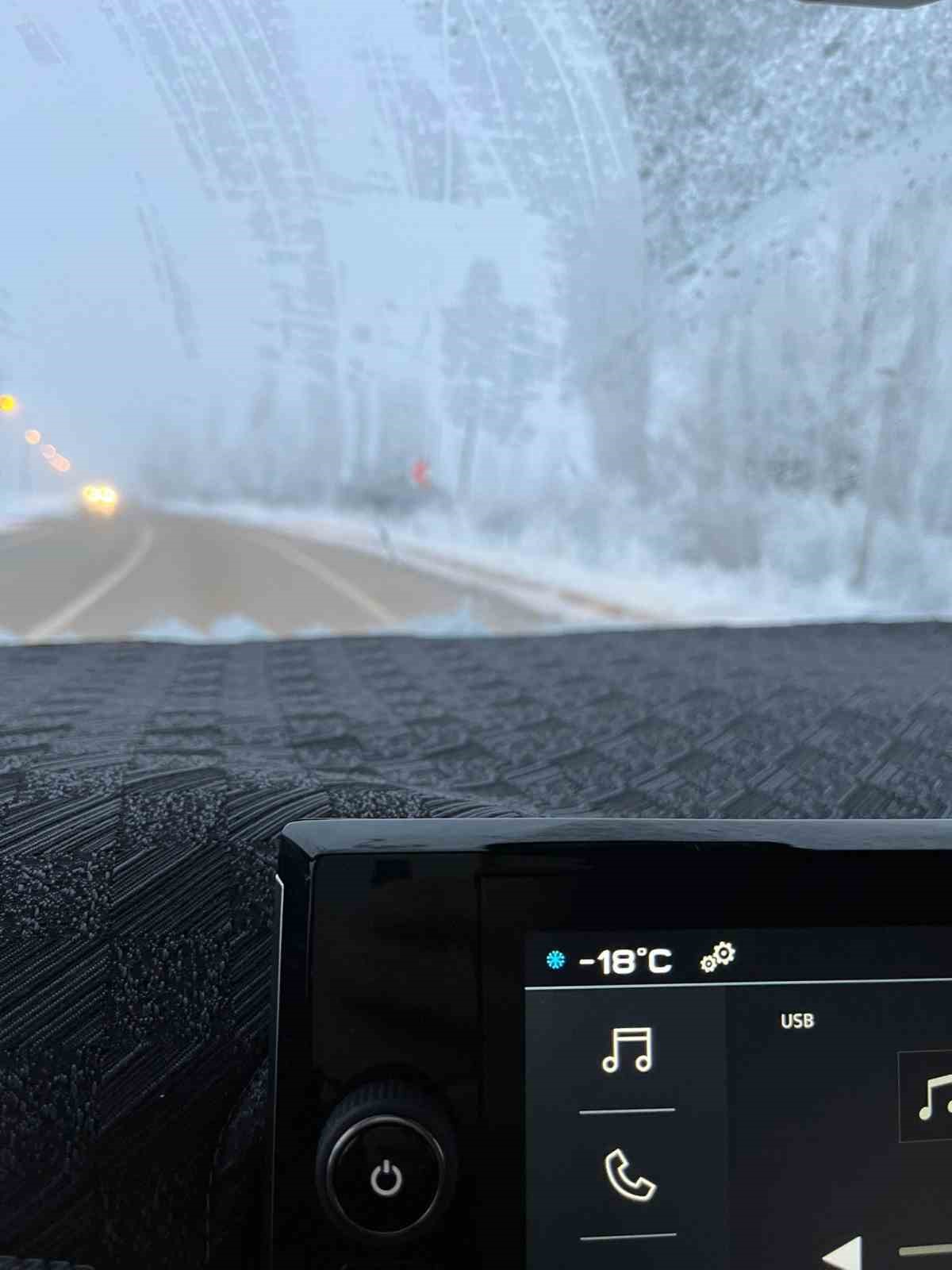 Bayburt’ta gece hava sıcaklığı eksi 18 dereceye kadar düştü