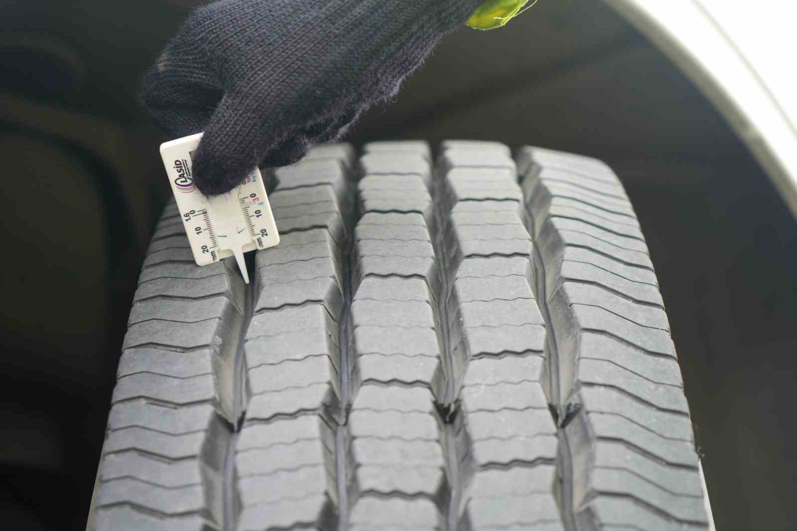 Zorunlu kış lastiği uygulaması başladı, 43 ilin geçiş güzergahında sıkı denetim: Araçlar tek tek durduruluyor