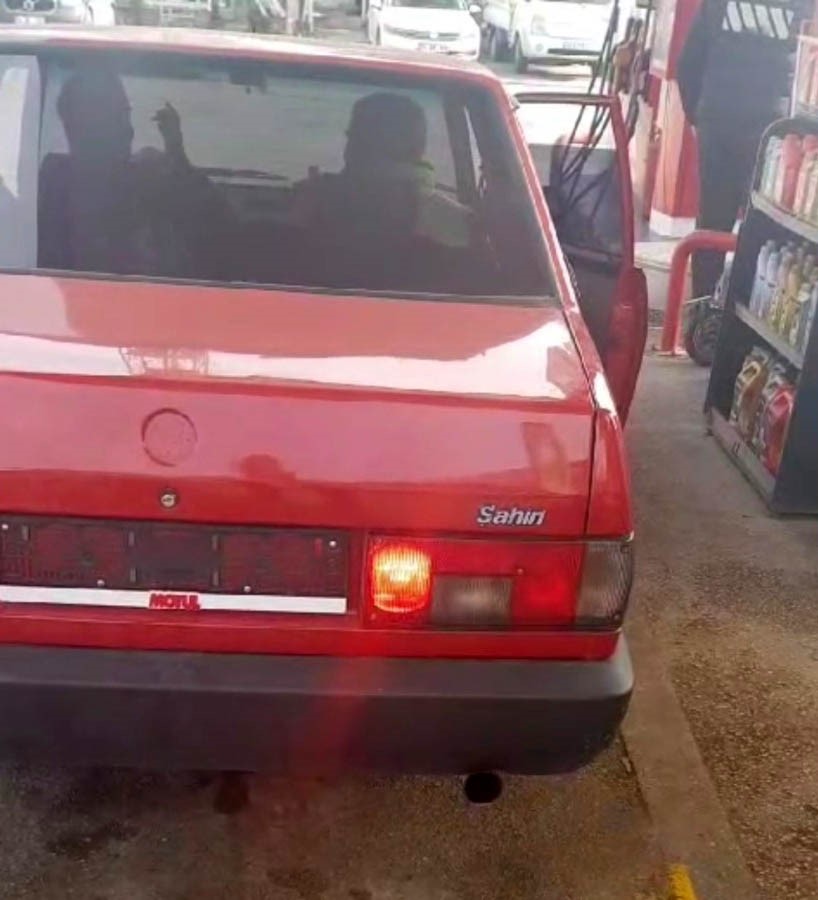 Plakasız, sigortasız ve abart egzozlu ara&ccedil; bağlandı
