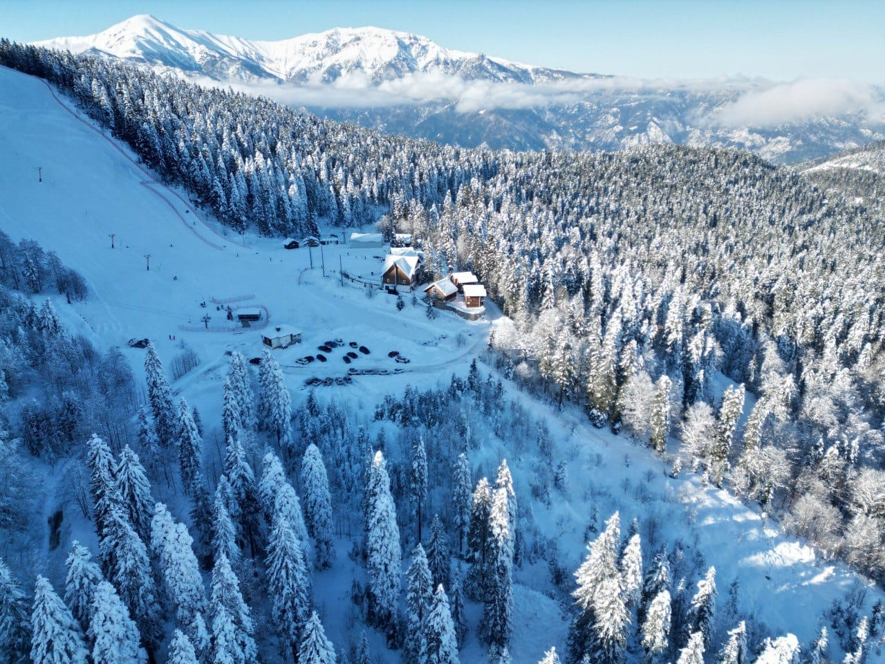 Atabarı Kayak Merkezi kayak sezonunu açtı