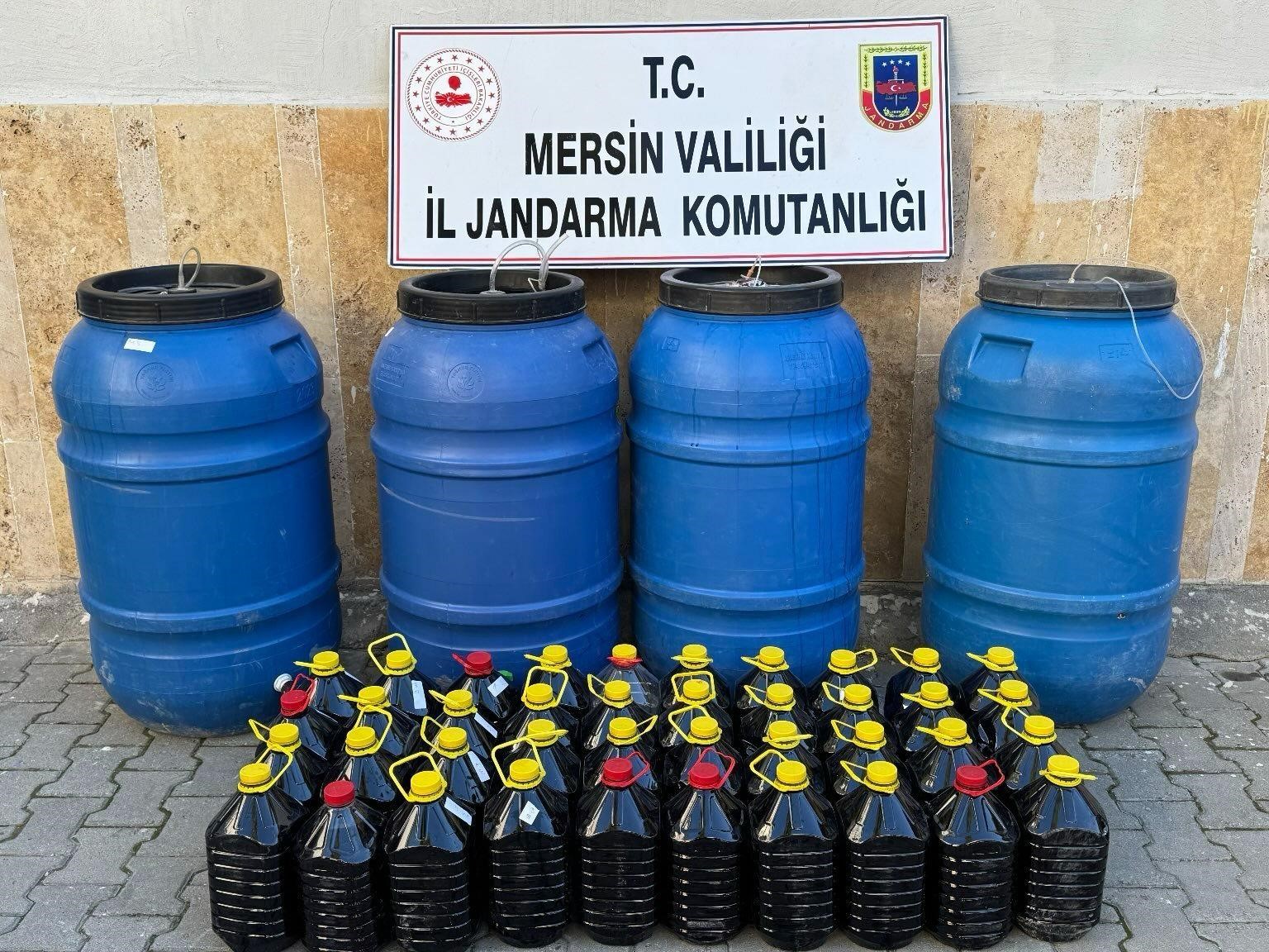 Mersin’de sahte içki imalathanesine operasyon: 2 ton 115 litre içki ele geçirildi