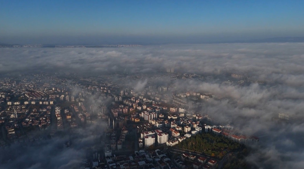 Bursa’da yoğun sis şehri yuttu
