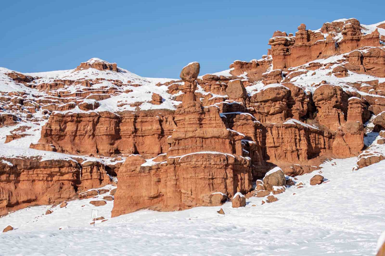 Burası Colorado değil Erzurum: İşte kırmızının beyaz ile buluştuğu yer
