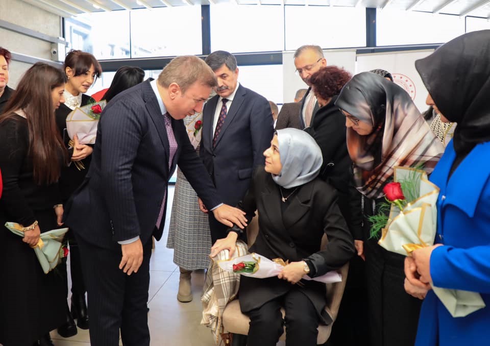 "Kadına Yönelik Şiddetle Mücadele Günü" münasebetiyle program düzenlendi
