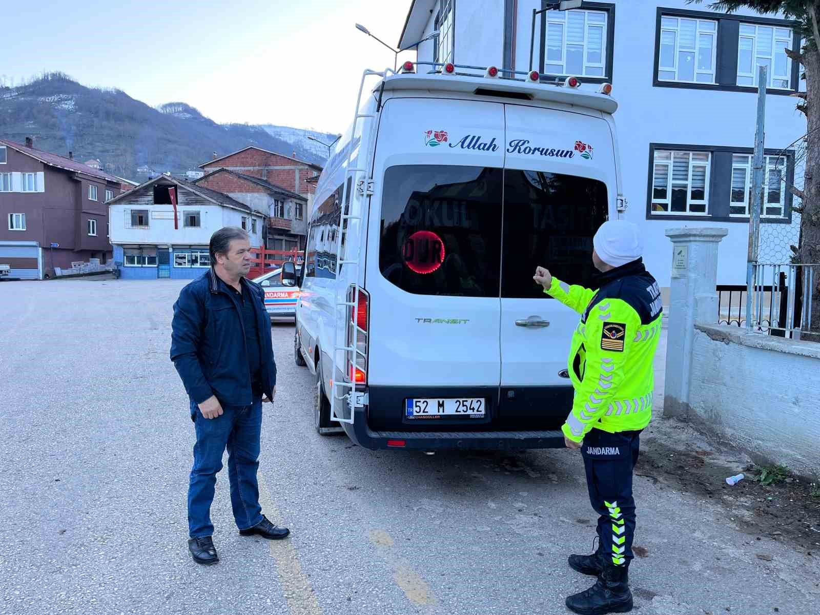 Ordu&rsquo;da servis ara&ccedil;ları denetlendi
