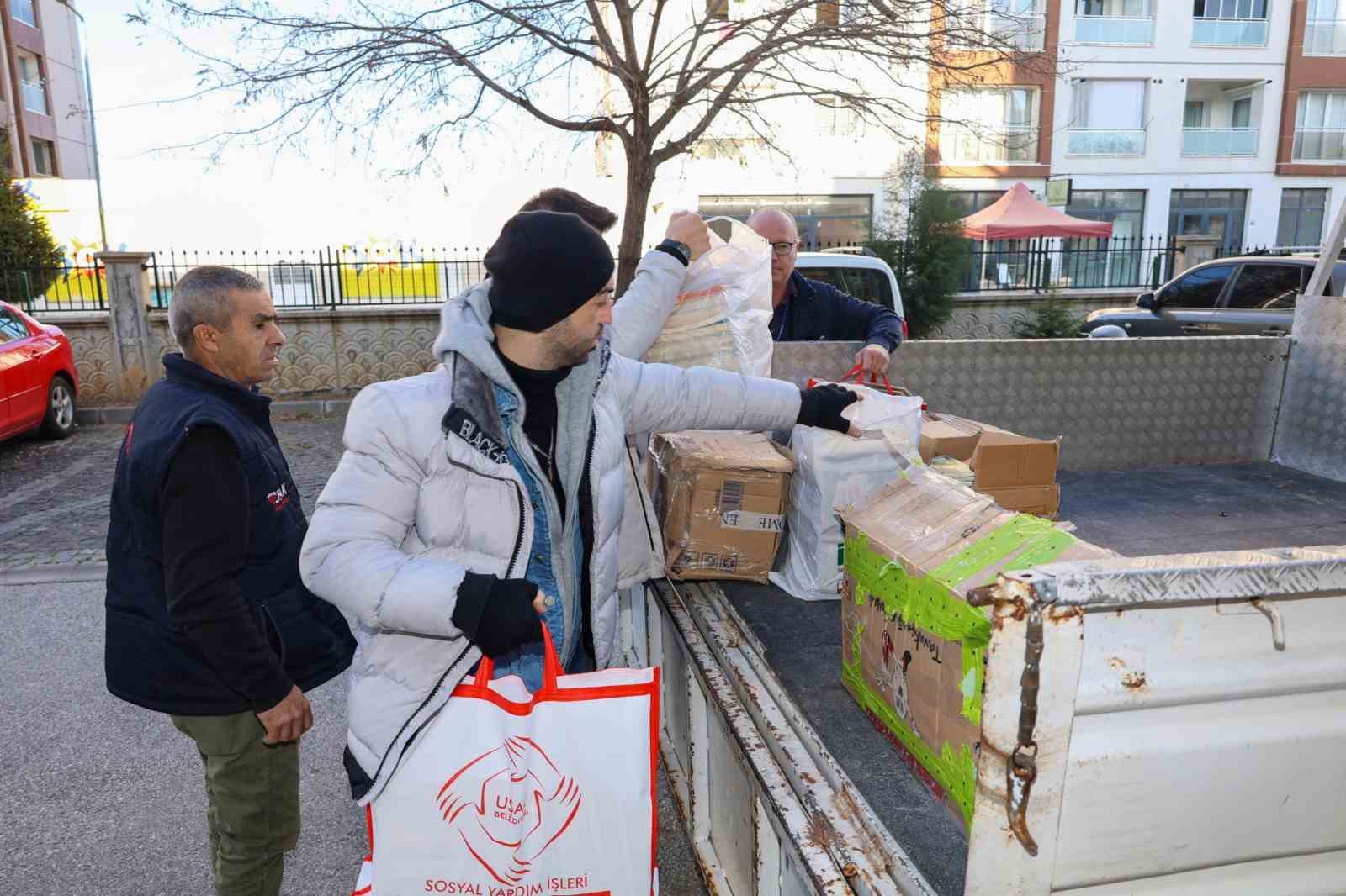 Uşak Üniversitesinden 1 ayda 1000 kitap
