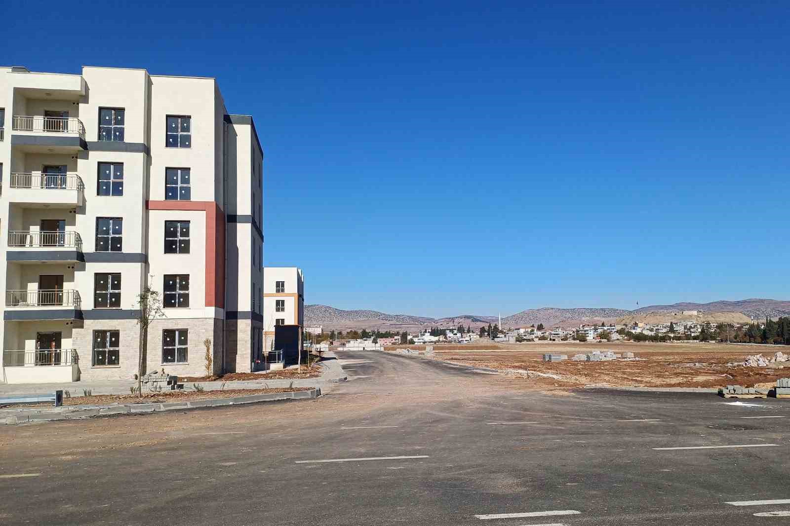 Araban&rsquo;da 306 sosyal konutun anahtar teslimine başlandı
