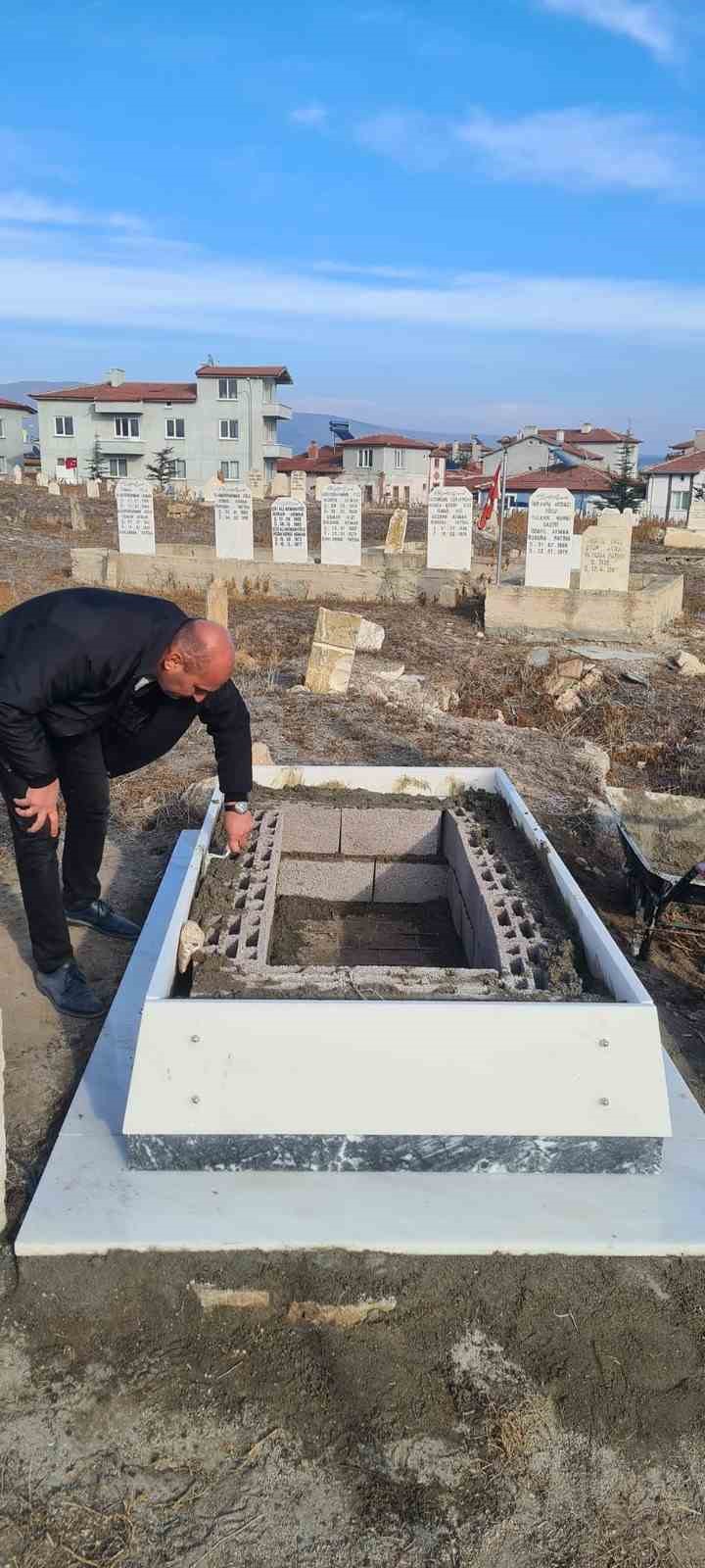 36 yıl sonra şehit sayılan Savsar’ın mezarı yapıldı