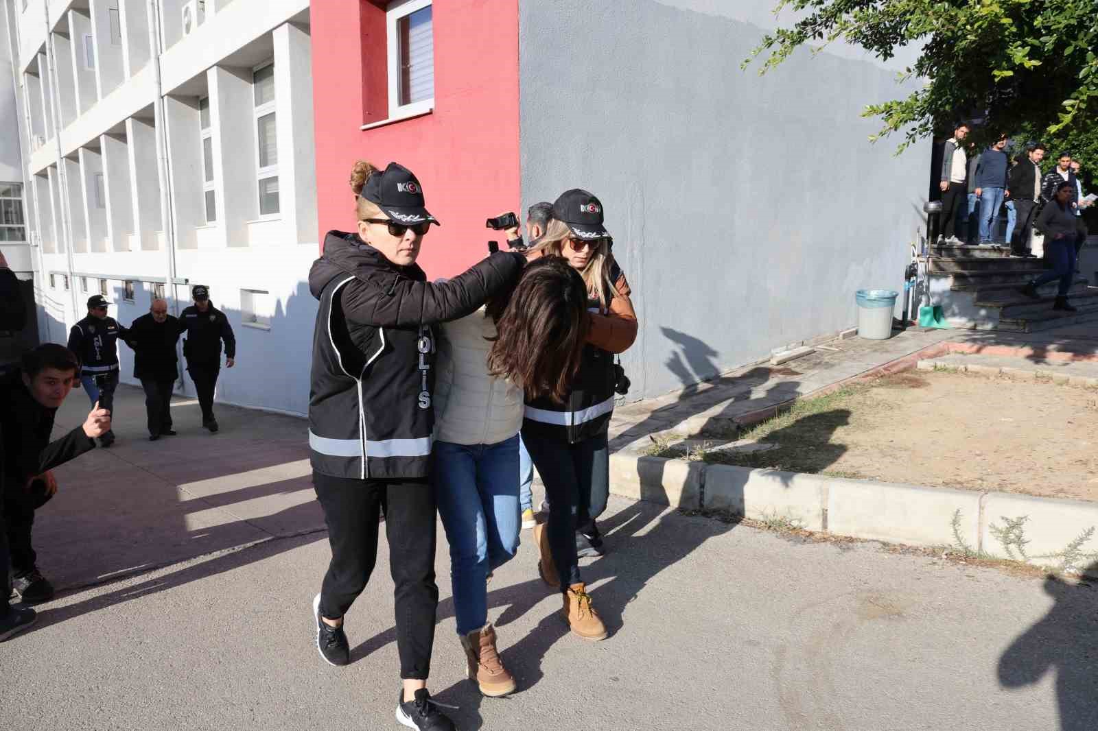 Adana&rsquo;da emniyetin deposundan m&uuml;himmat &ccedil;alınması olayında 7 tutuklama
