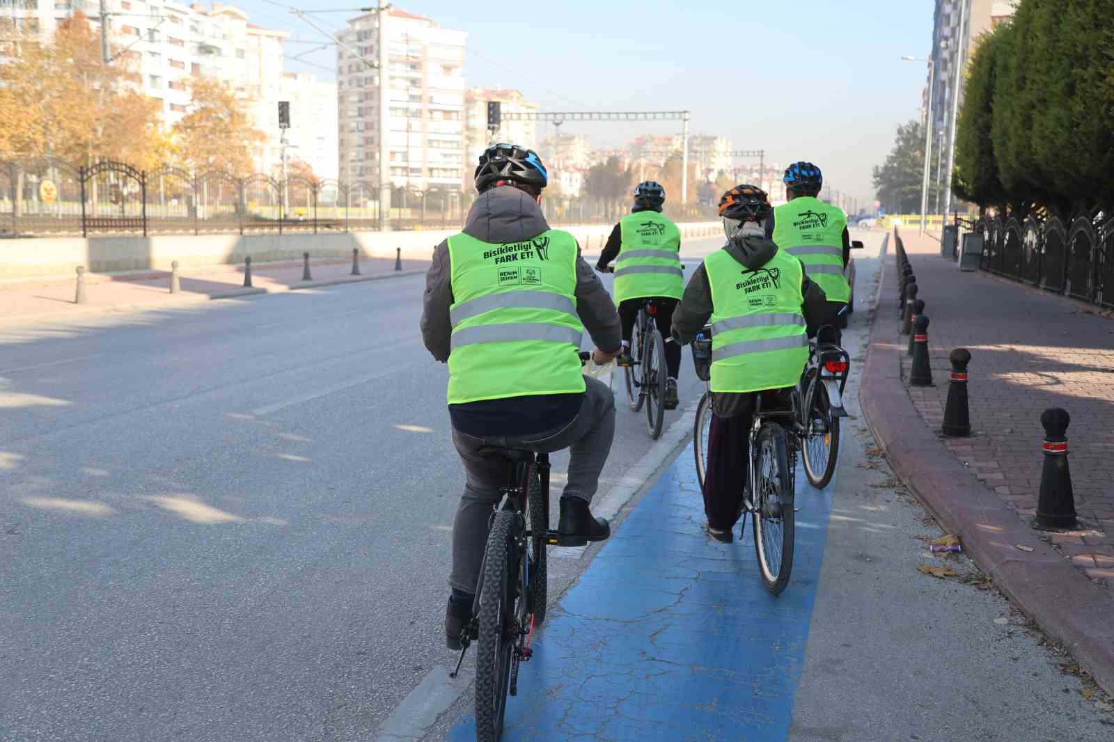 Konya’da bisiklet yollarının araçlar tarafından işgal edilmesine dikkat çekildi
