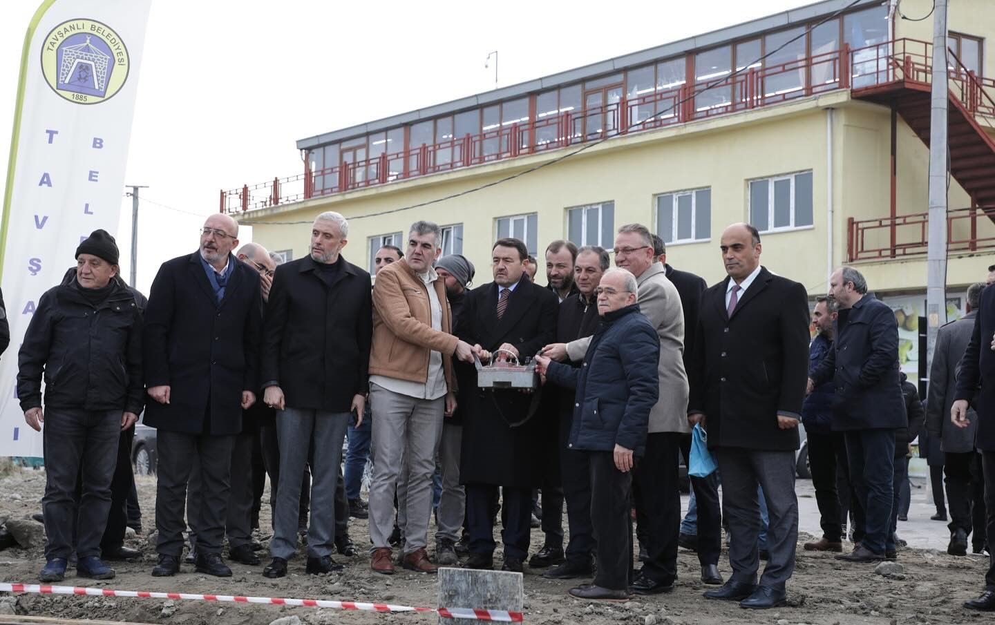 Tavşanlı Ahi Evran Camii’nin temeli dualarla atıldı
