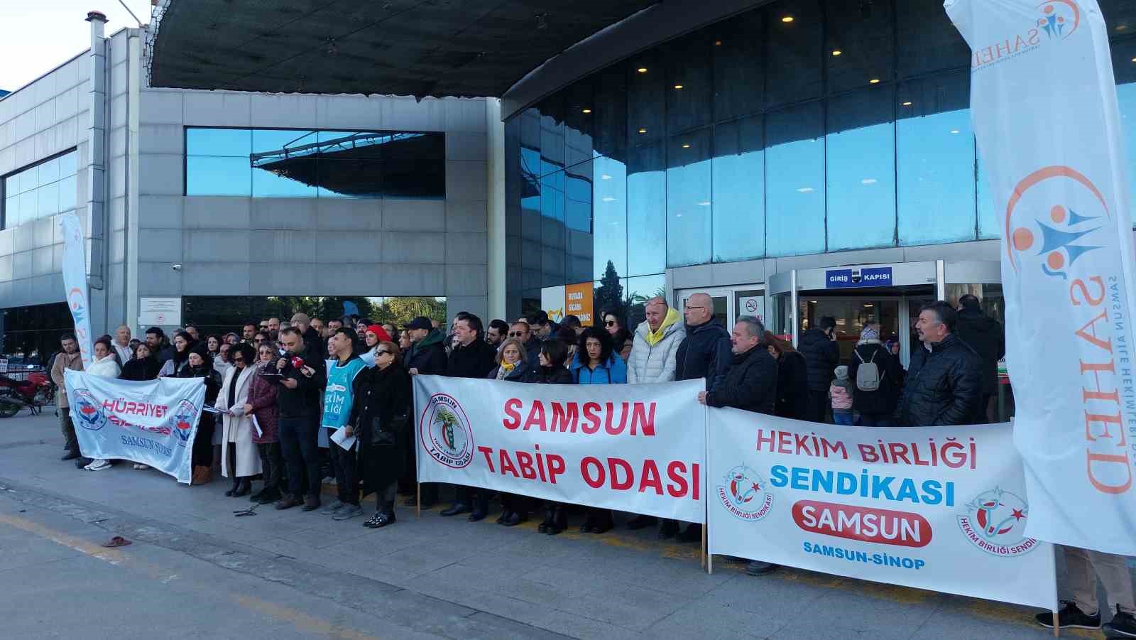 Samsun’da aile hekimlerinden basın açıklaması
