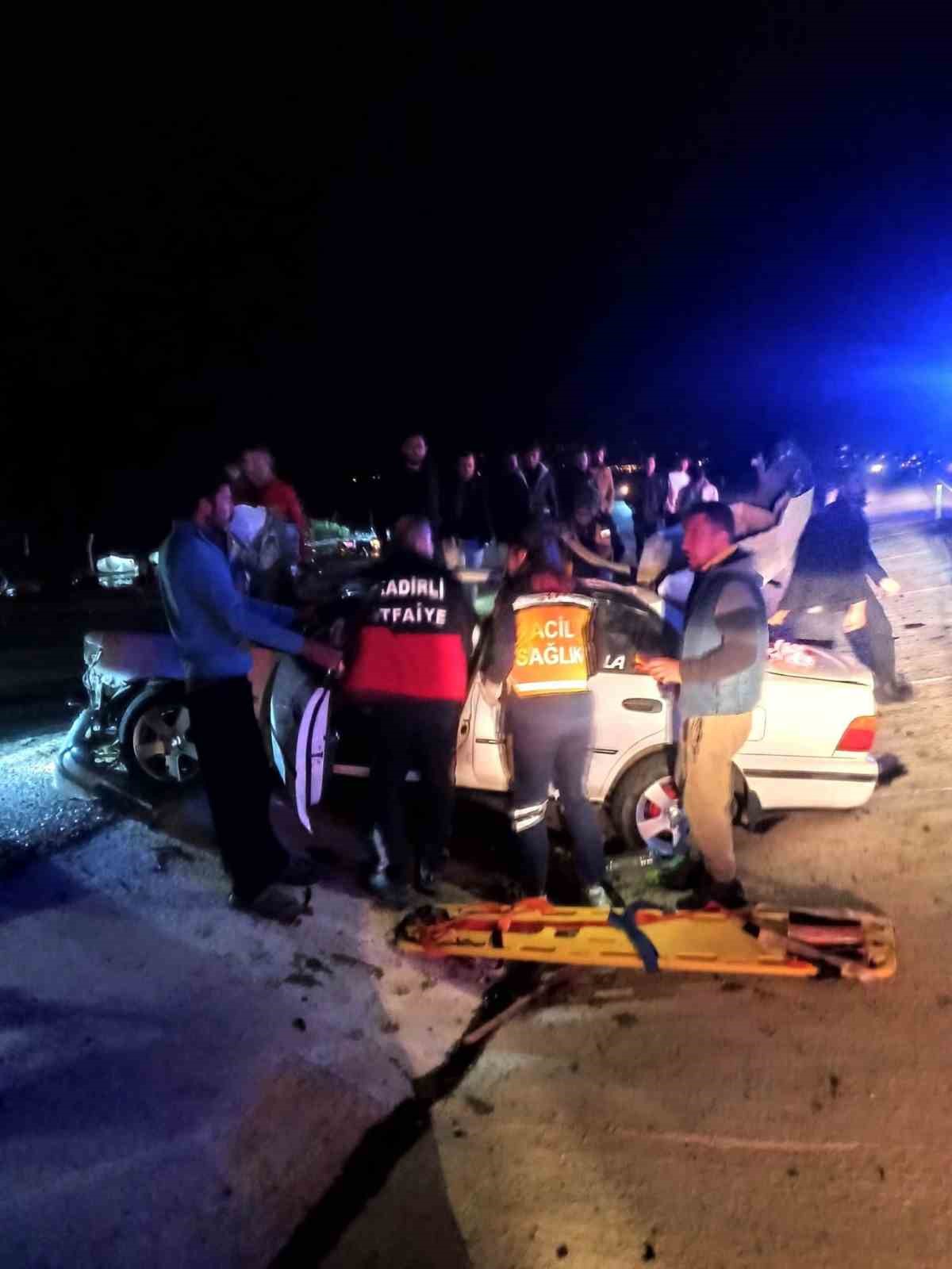 Otomobil traktöre arkadan çarptığı kazada ölü sayısı 2’ye çıktı