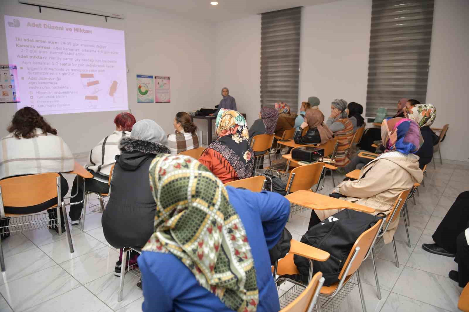 Esenyurt’ta kadınlara yönelik farkındalık eğitimleri devam ediyor
