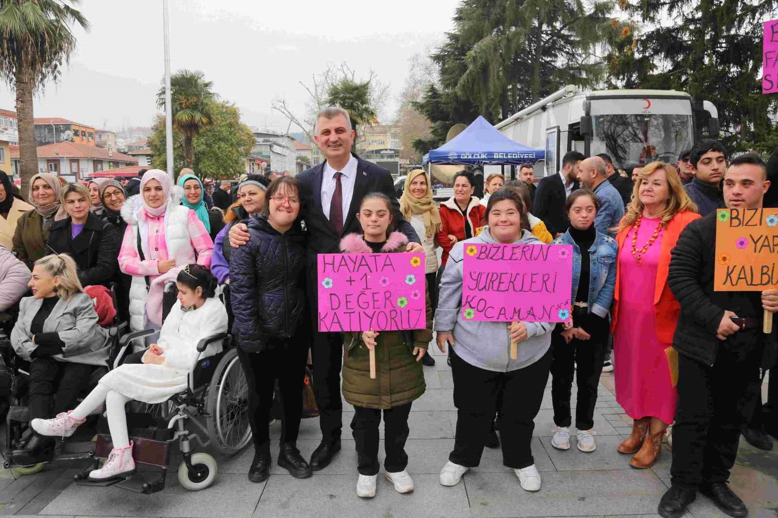 Özel bireylerin gösterileri törene renk kattı
