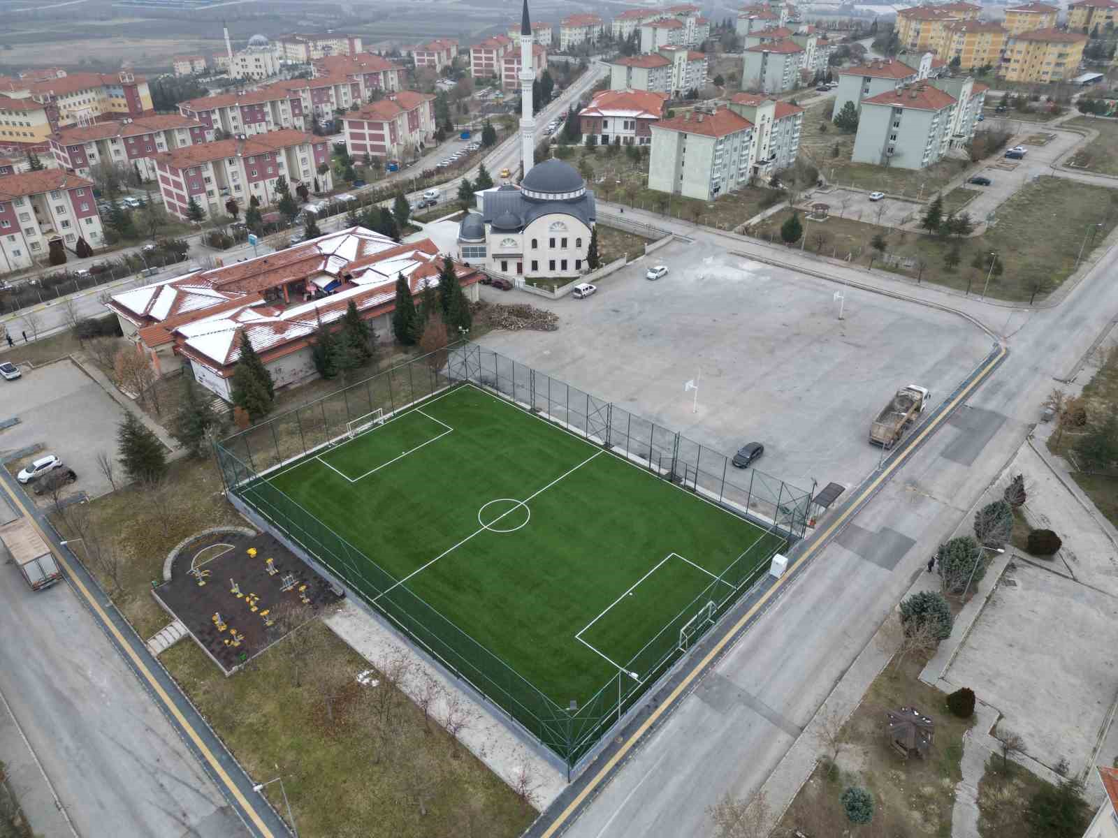 &Ccedil;orum&rsquo;daki semt sahalarında tadilat &ccedil;alışması tamamlandı
