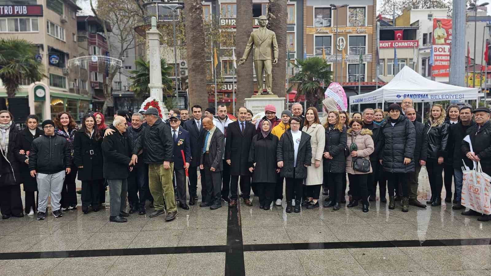 Bandırma’da 3 Aralık Dünya Engelliler Günü kutlandı