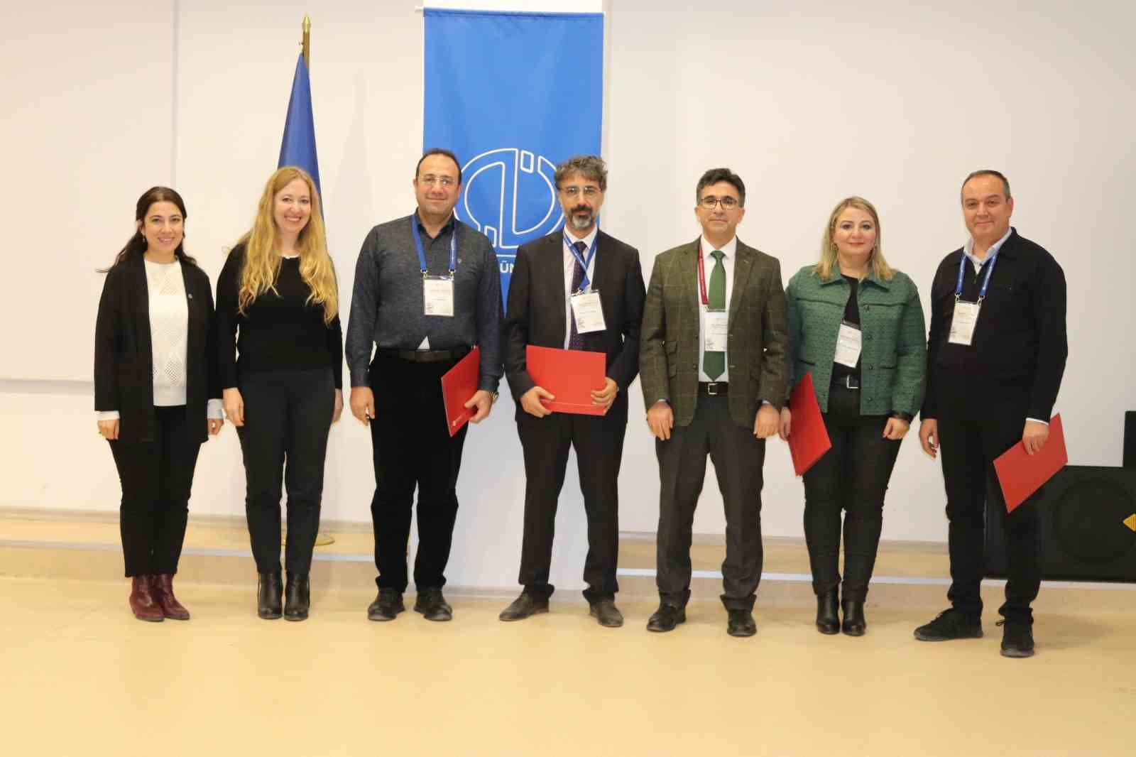 Anadolu Üniversitesi Eğitim Fakültesi Türkiye Yüzyılı Maarif Modeli Çalıştayına ev sahipliği yaptı