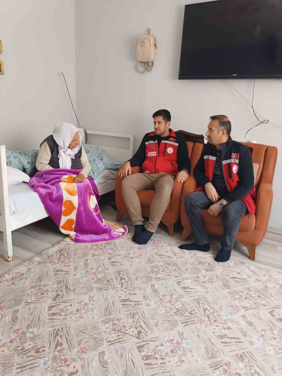 3 Aralık D&uuml;nya Engelliler G&uuml;n&uuml;&rsquo;nde anlamlı ziyaret
