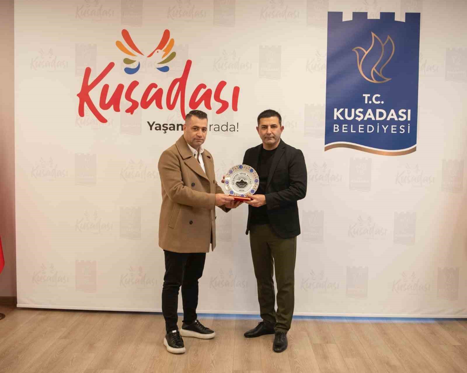 Başkan Günel: “Kuşadasıspor’a ve yeni yönetimine inancım tam”
