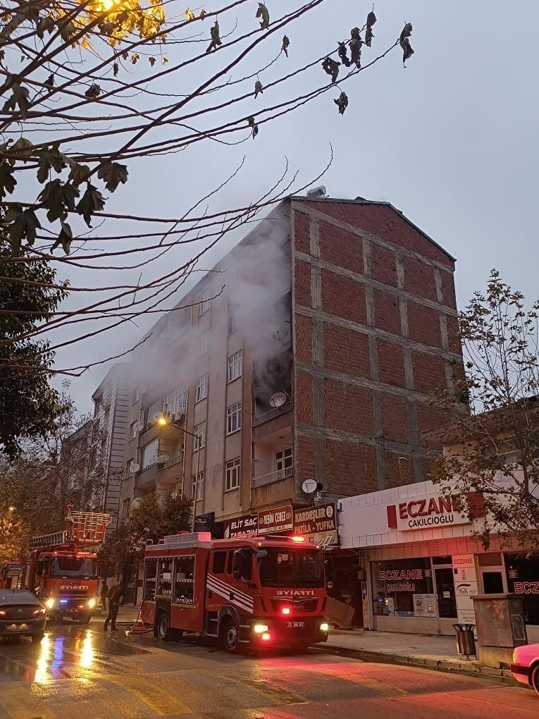 Elazığ’da ev yangını