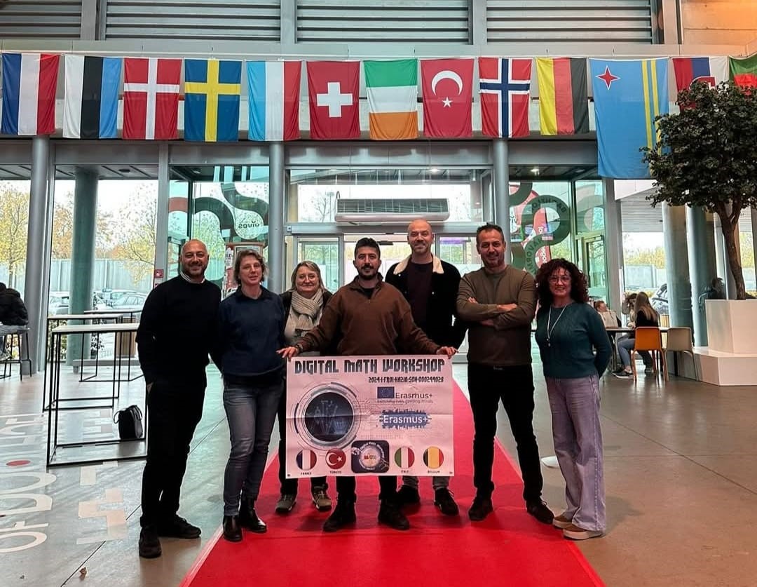 Gediz Altınkent Ortaokulu &ouml;ğretmenleri Bel&ccedil;ika&rsquo;da
