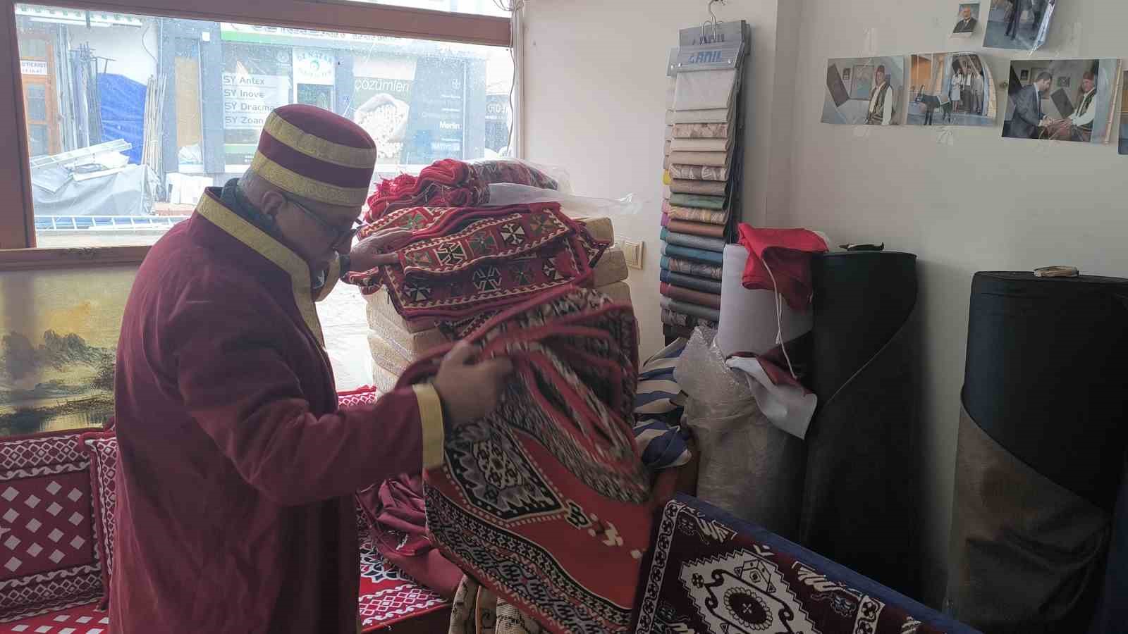 Tarihi mesleği yaşatmaya &ccedil;alışıyor
