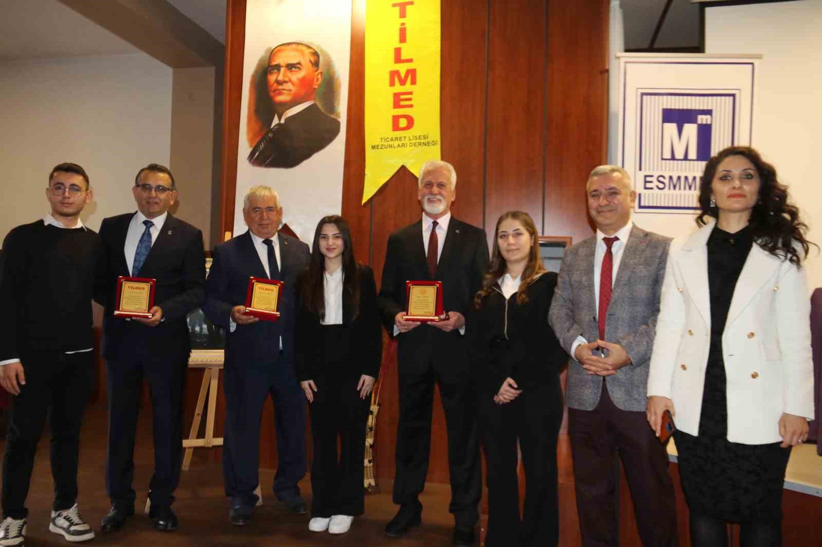 Öğrenciler, 20 yıllık tedavülden kalkmış sistemlerin günceline hayırseverler sayesinde kavuştu