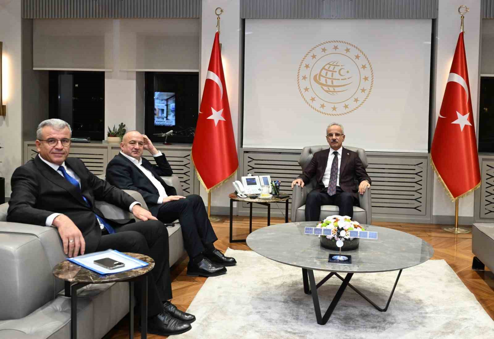 Başkan Elbi: Yeni Limanımızda İhale S&uuml;reci Başlıyor
