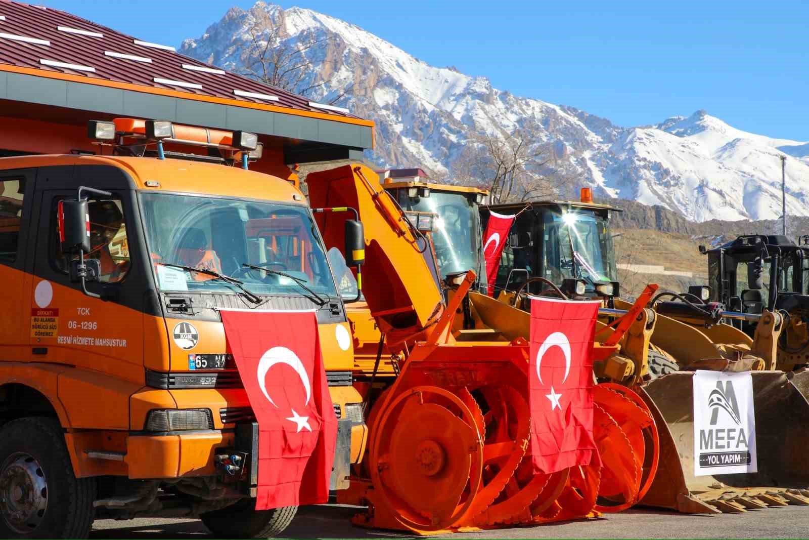 Hakkari&rsquo;de kar sezonu &ouml;ncesi kurban kesim t&ouml;reni
