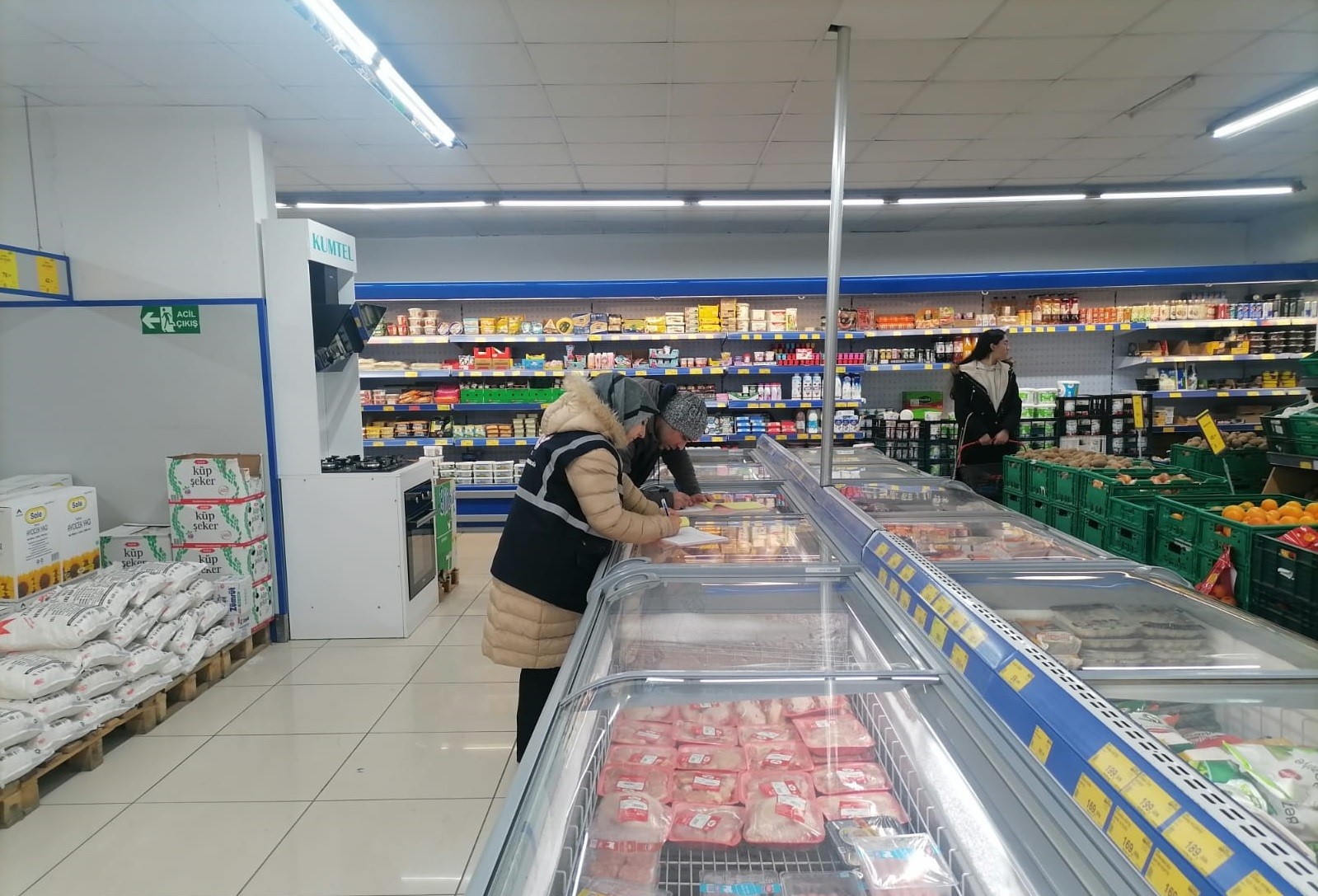 Kars&rsquo;ta iş yerlerinde fahiş fiyat ve hijyen denetimi

