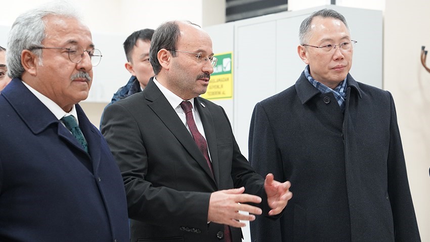 Tayvan Türkiye Temsilcisi ETÜ’ye konuk oldu