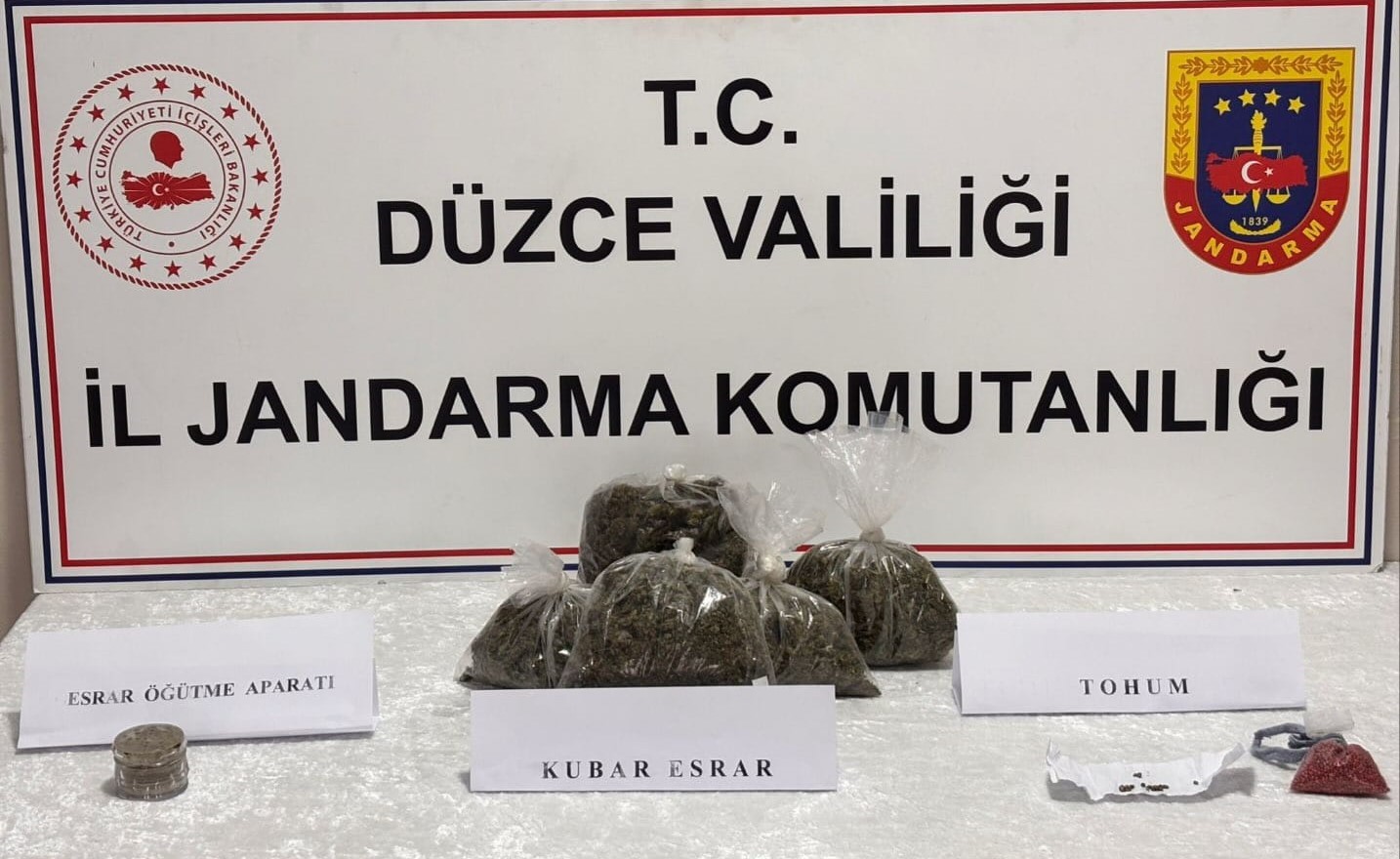 Düzce’de jandarmadan uyuşturucu operasyonu: 1 kişi tutuklandı