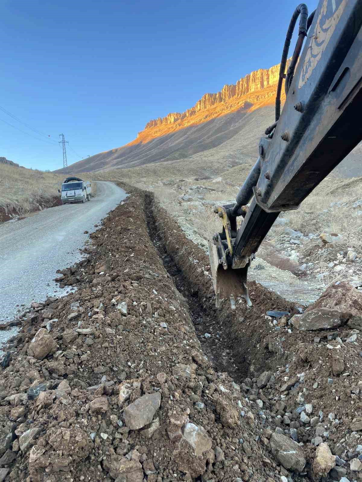 Umurlu Sınır Kapısı içme suyuna kavuşuyor
