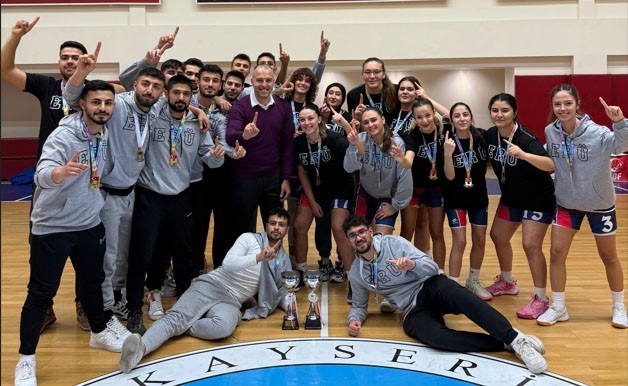 Erciyes Üniversitesi’nden çifte şampiyonluk
