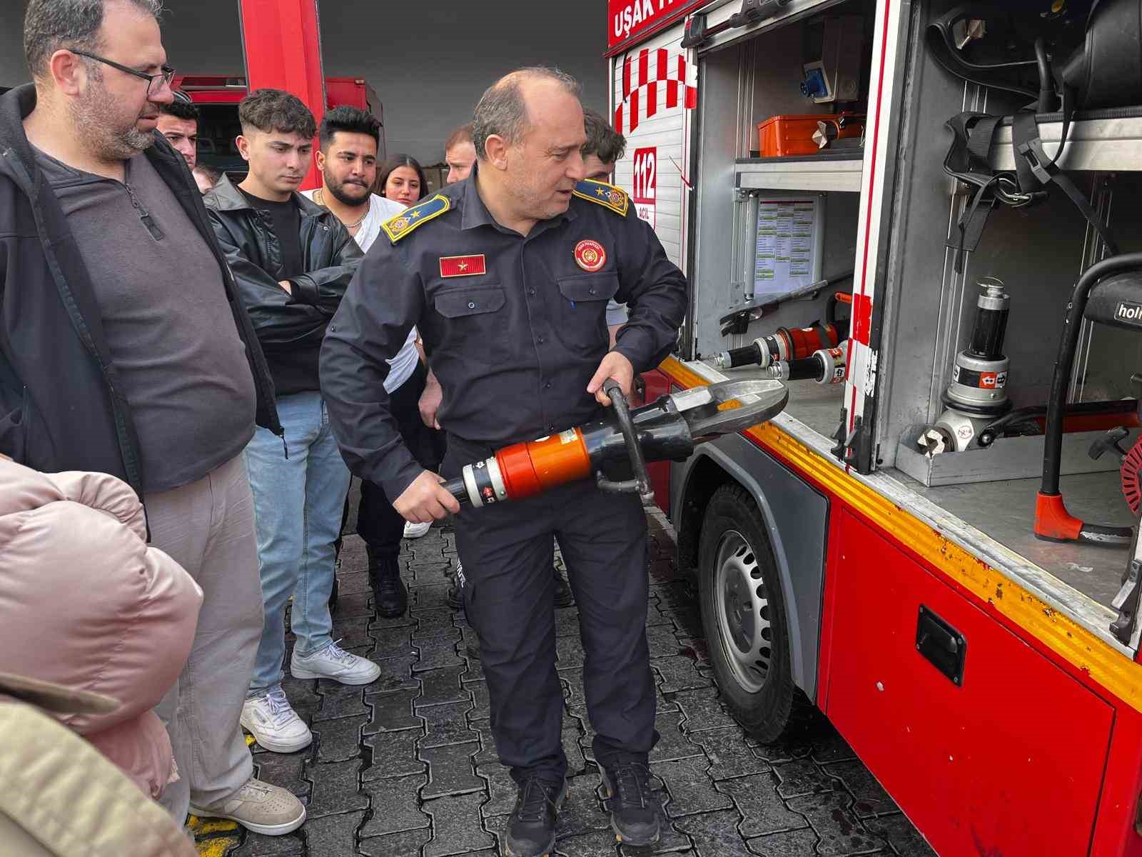 Hisarcık MYO’dan Uşak İtfaiyesi’ne teknik gezi
