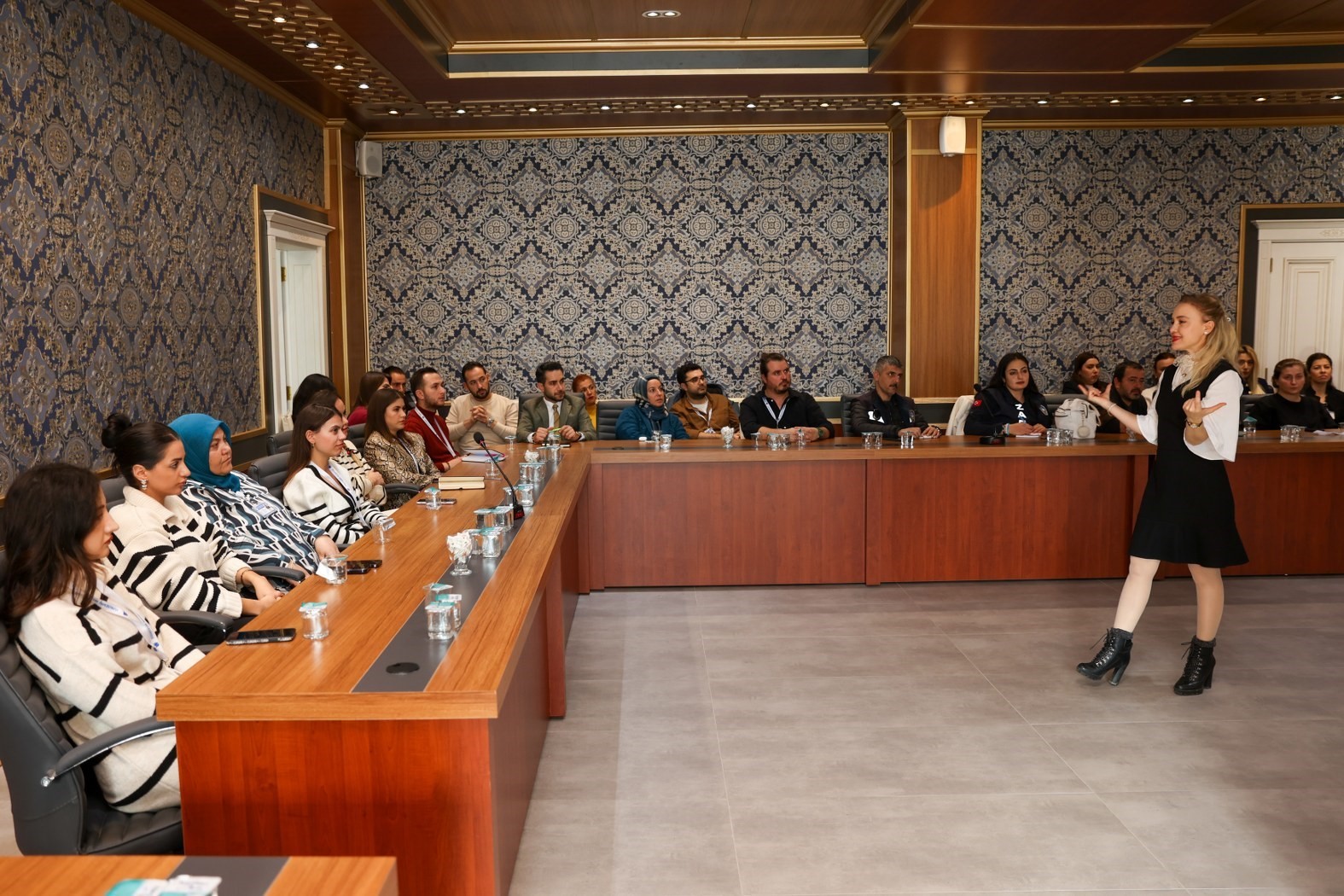 Yunusemre Belediyesi çalışanlarına “Stres ve öfke yönetimi” eğitimi