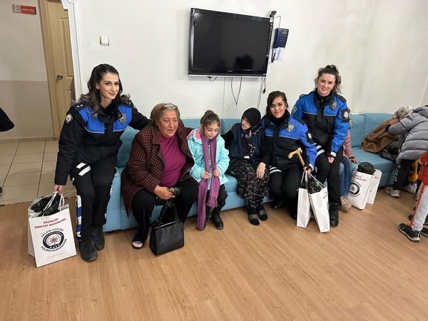 7’den 70’e huzurevinde buluşuldu