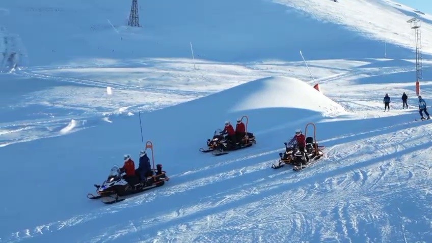 JAK ekipleri Paland&ouml;ken&rsquo;de 24 saat hazır kıta
