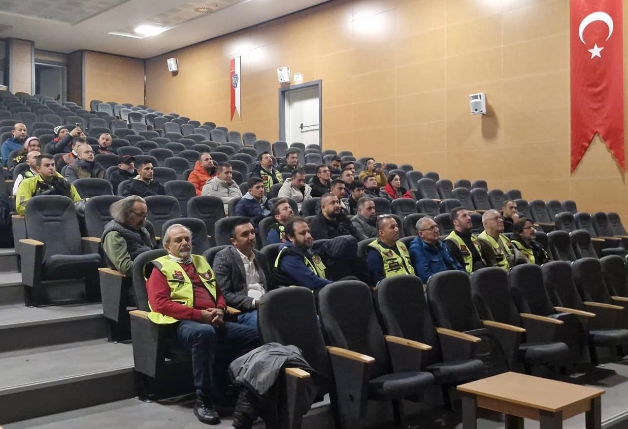 Motosikletlilere eğitim
