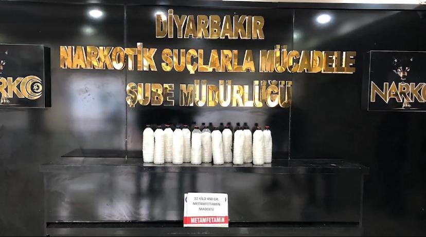 Diyarbakır&rsquo;da bir ayda uyuşturucudan 52 kişi tutuklandı
