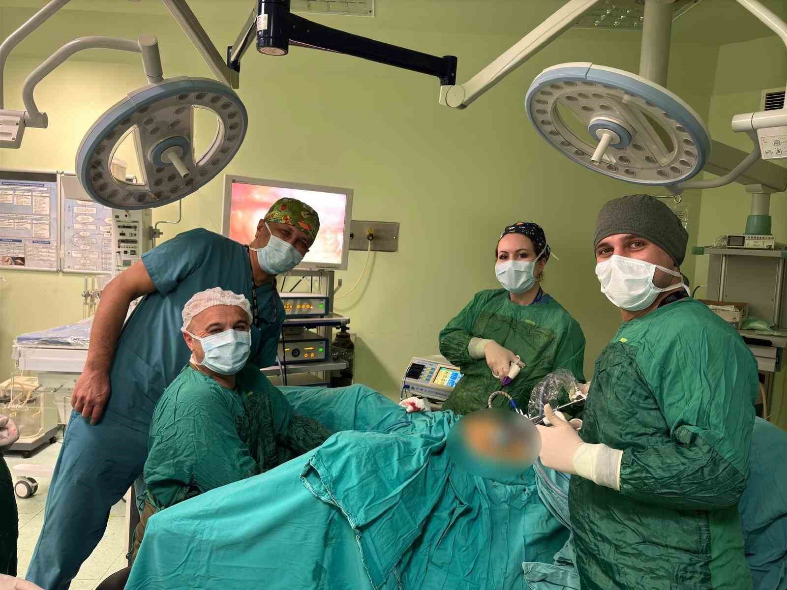 Kırşehir’de ilk! Yumurtalık kisti ameliyatla çıkarıldı