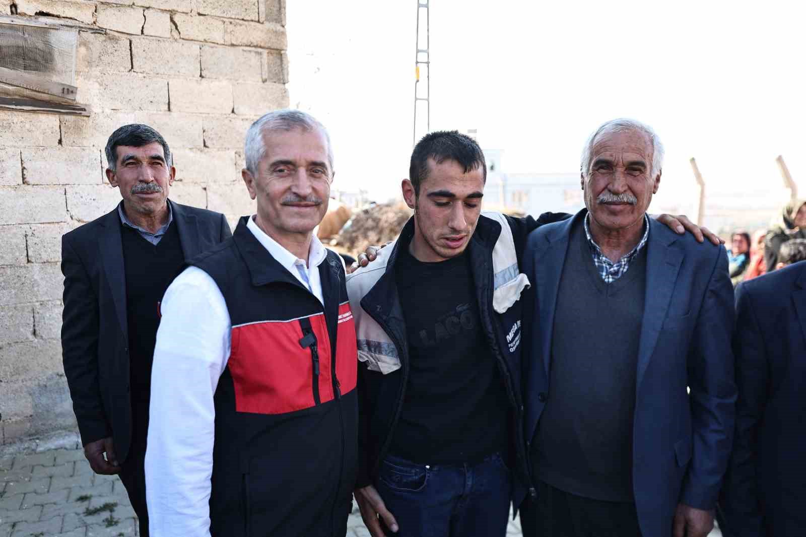 Tahmazoğlu&rsquo;ndan &ouml;zel ziyaret
