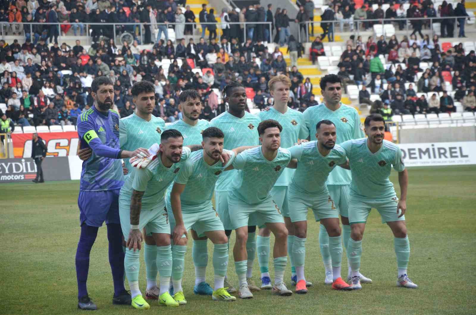 Ziraat T&uuml;rkiye Kupası: Karaman FK: 0 - Esenler Erokspor: 2
