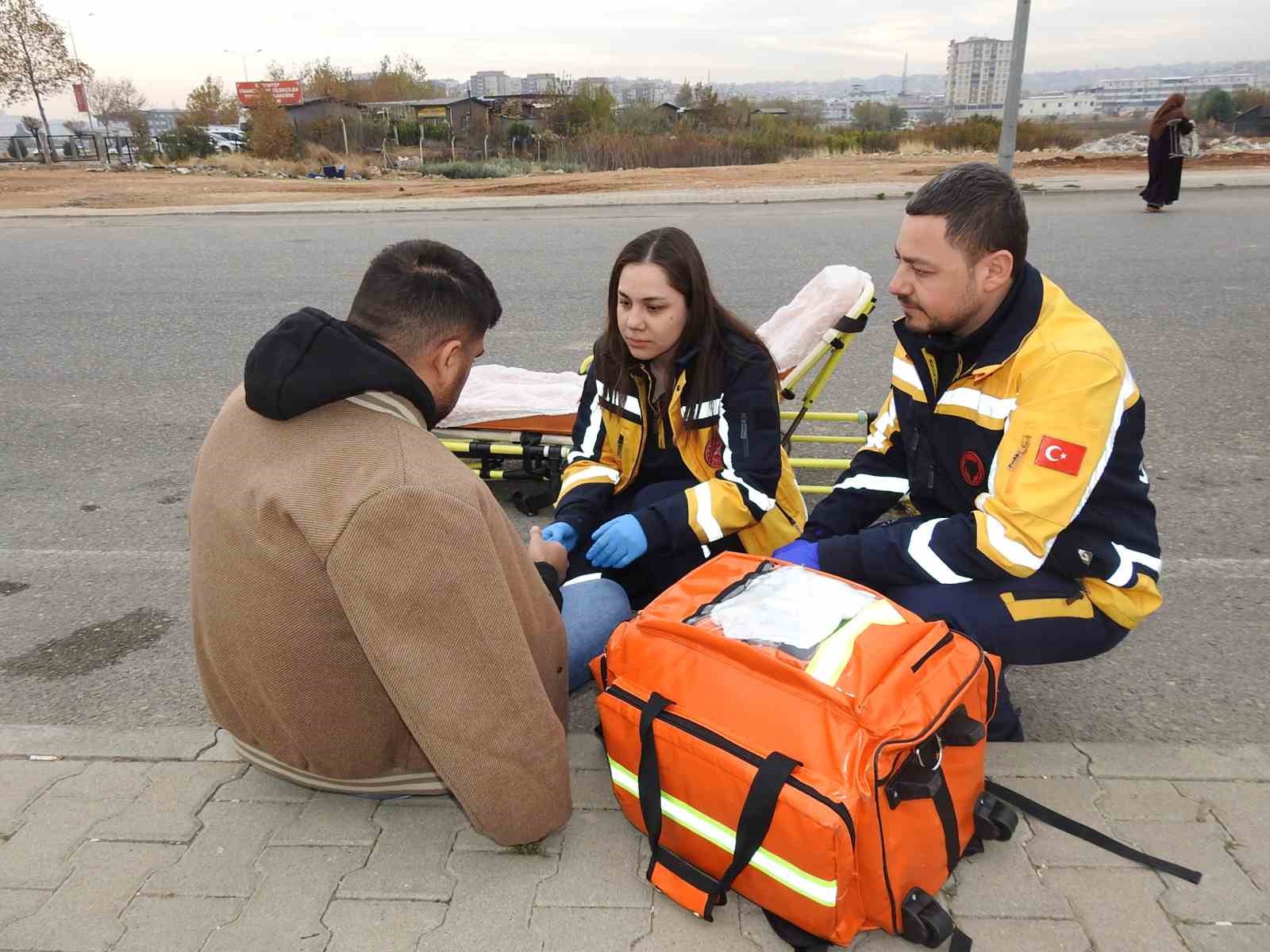 Ağabey kardeş hayat kurtarmak i&ccedil;in saniyelerle yarışıyor
