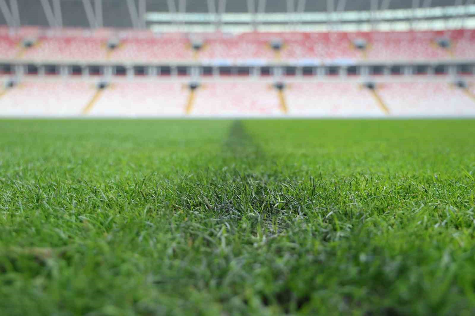 4 Eylül Stadı, alttan ısıtma ile Galatasaray maçına hazır
