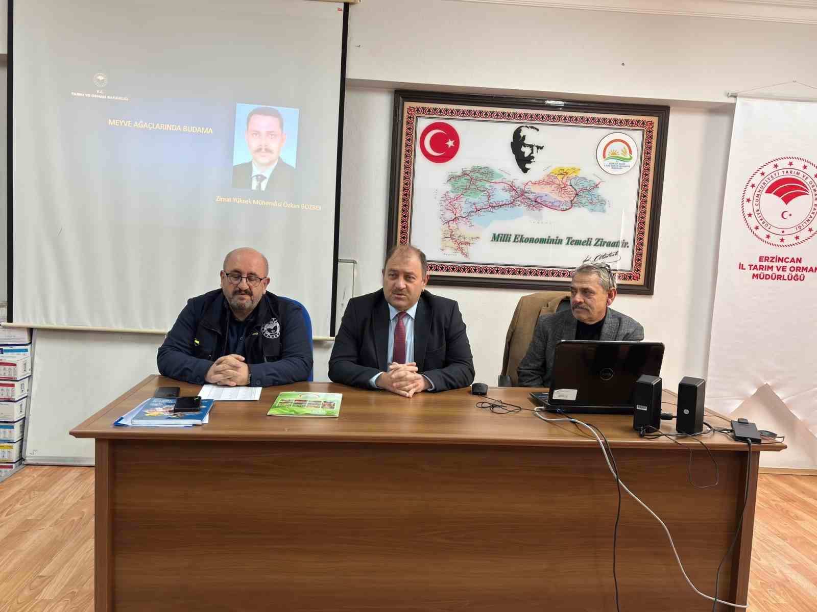 Erzincan&rsquo;da budama eğitimleri başladı
