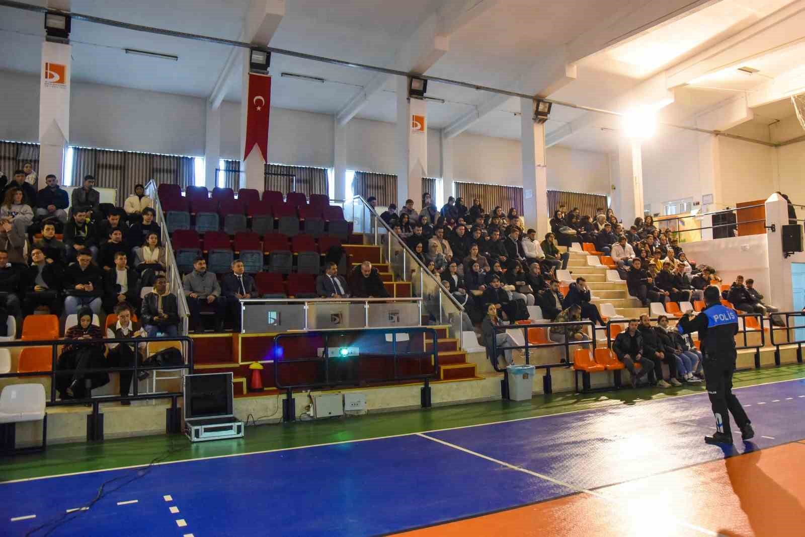 Bilecik’te ‘Bağımlı Olma, Geleceğe Umut Ol’ eğitimi