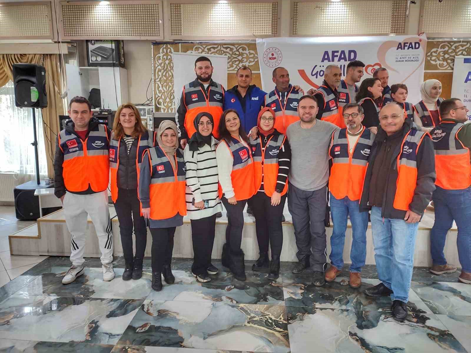 K&uuml;tahya&rsquo;da "D&uuml;nya G&ouml;n&uuml;ll&uuml;ler G&uuml;n&uuml;" etkinliği d&uuml;zenlendi
